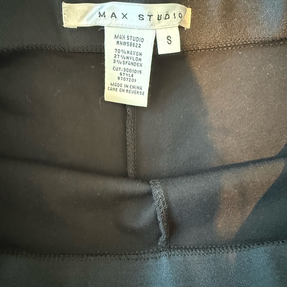 NWOT MAX STUDIO High-Waisted Leggings - Picture 4 of 5
